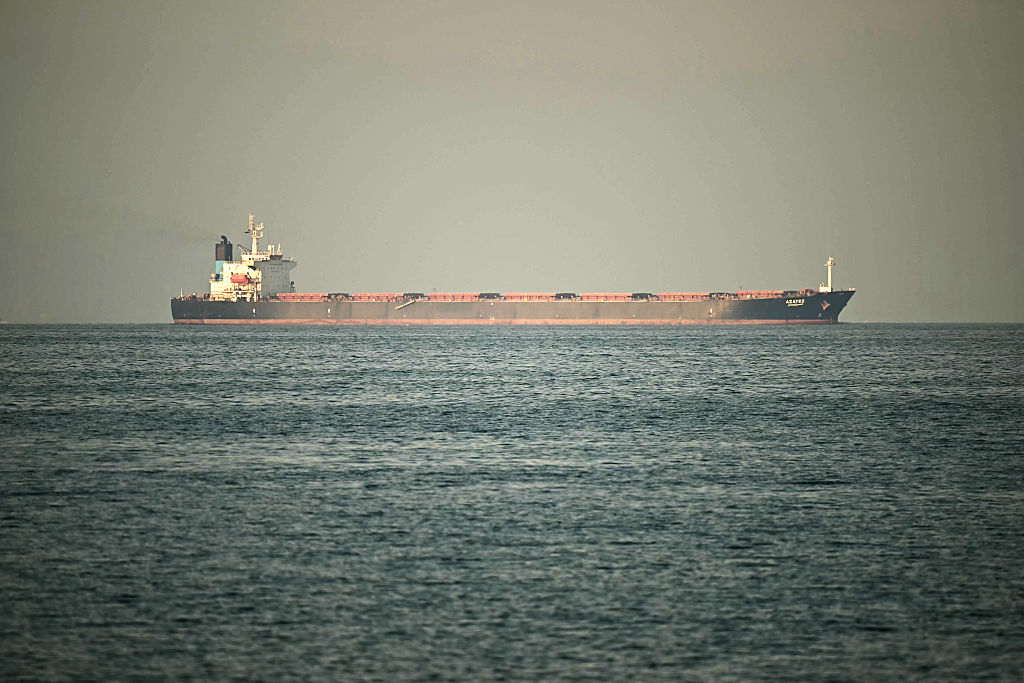 US streaks Iranian fast boats